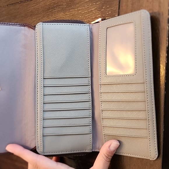 Fossil Genuine Leather Large Wallet- Burgundy with Rose Gold hardware - Picture 6 of 6